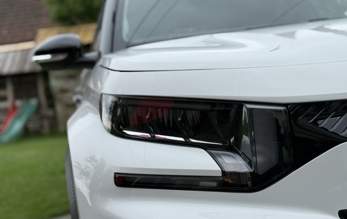 Citroen C3 aircross | Najpomembnejša prodajna regija za Stellantis je Evropa, kjer je letos prodaja upadla za sedem odstotkov. Razlog tiči tudi v počasnejšem lansiranju nekaterih ključnih novosti.  | Foto Gregor Pavšič