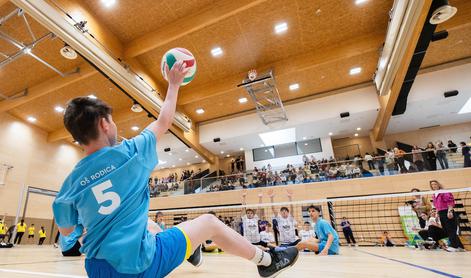 Odbito širi navdušenje nad parašportom - letos sodeluje 20 osnovnih šol iz vse Slovenije