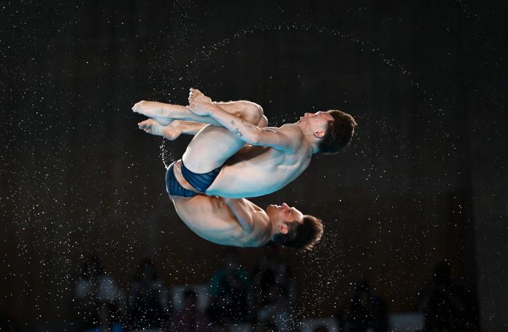 Britanska skakalca v vodo Tom Daley in Noah Williams v akciji. | Foto: Gulliverimage