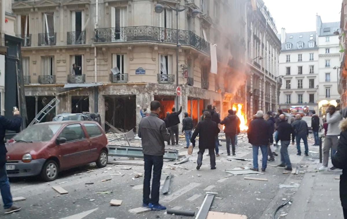 eksplozija, Pariz, 12. 1. 2019 | V središču Pariza je danes dopoldne odjeknila silovita eksplozija v neki pekarni. Po eksploziji je izbruhnil požar.  | Foto Reuters
