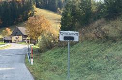 Na avstrijskem Koroškem premazali slovenske napise na krajevnih tablah