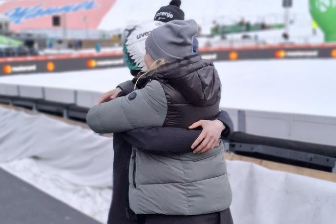 Čustveno ob letalnici: Tako suverene je na letalnici še nisem videla
