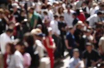 Ostajajo optimistični