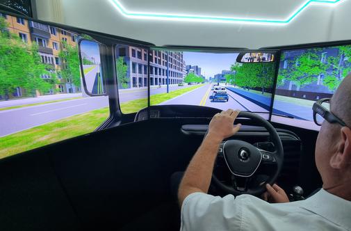 Simulator vožnje avtobusa po Ljubljani: LPP uri nove in izboljšuje obstoječe voznike