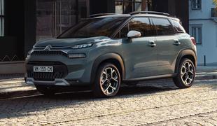 Debeluškast videz je preteklost: Citroënov križanec z novo podobo