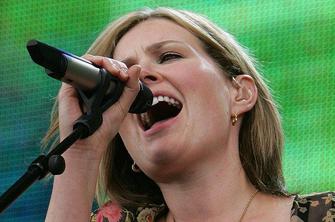 Konec novembra bo izšel album največjih uspešnic Dido