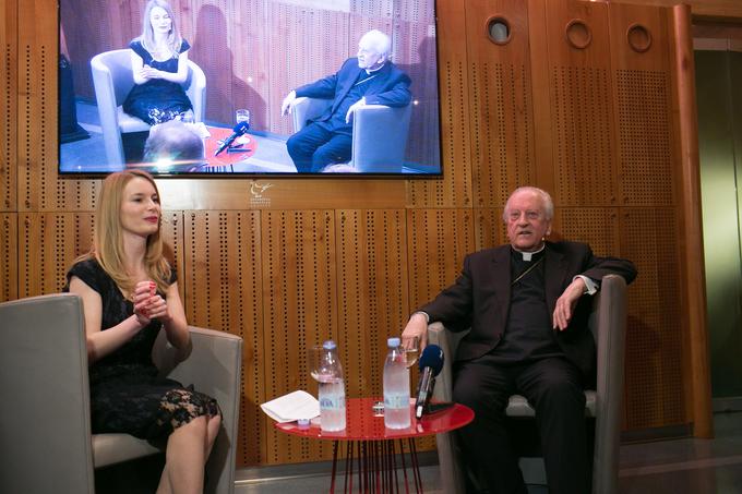 Zgodovinarka Manca G. Renko in kardinal Franc Rode. | Foto: Klemen Korenjak