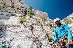 Izkoristi dan za gore: plezalni užitki nad Vršičem