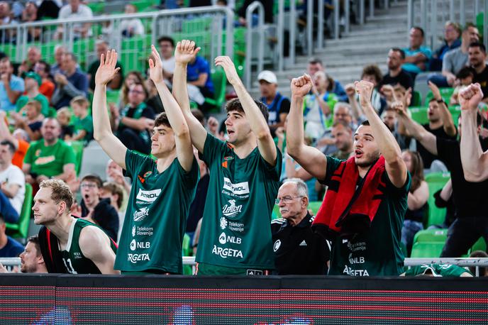 Cedevita Olimpija : Krka | Zmaji pozdravljajo še enega poletnega novinca. | Foto Aleš Fevžer