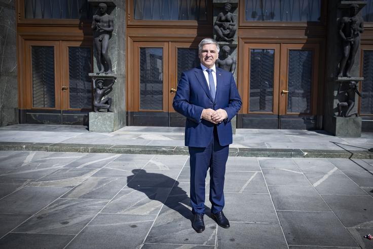 "Državni zbor izmed poslank in poslancev izvoli svojega predsednika, enako kot v državnem svetu. Dokler ga poslanke in poslanci podpirajo, je zame popolnoma legitimen predsednik državnega zbora." | Foto: Ana Kovač