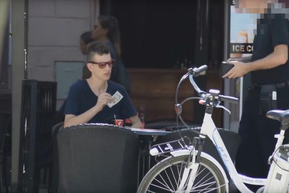 Skrita kamera: v Poreču za kavo plačaš več, če ne govoriš hrvaško