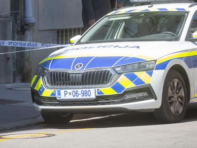 Kriminalistična preiskava še poteka, vseh 15 osumljencev še vedno v pridržanju