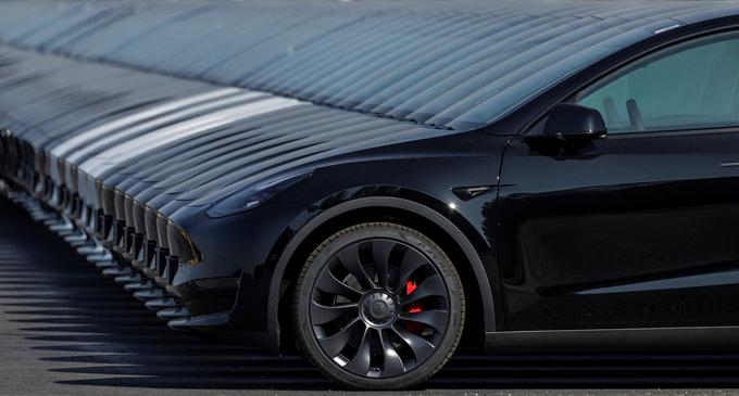 Teslina modela 3 in Y sta tudi v Sloveniji med najbolje prodajanimi električnimi avtomobili. 
 | Foto: Reuters