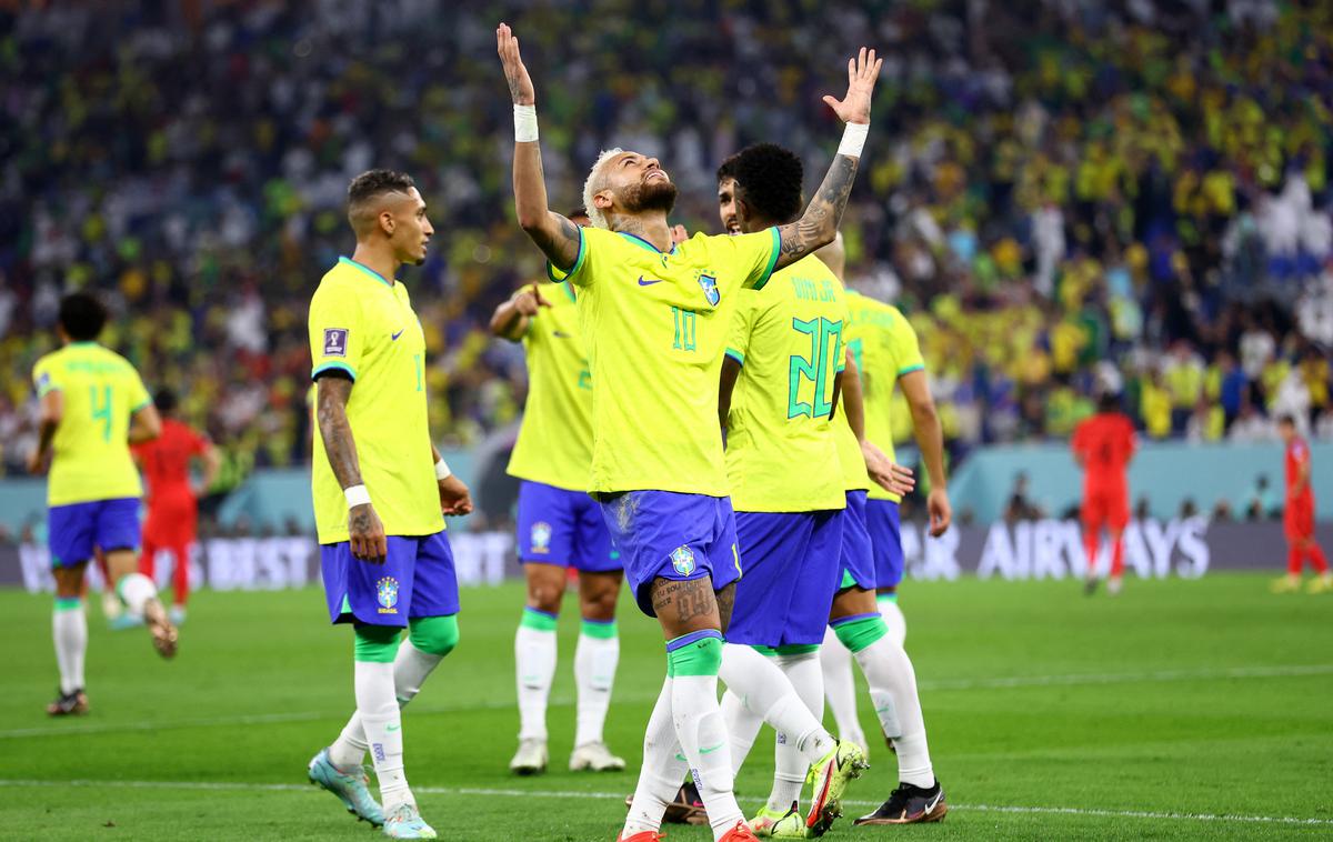 SP Katar: Brazilija - Južna Koreja | Brazilci so se v večerni tekmi poigrali z Južno Korejo. | Foto Reuters