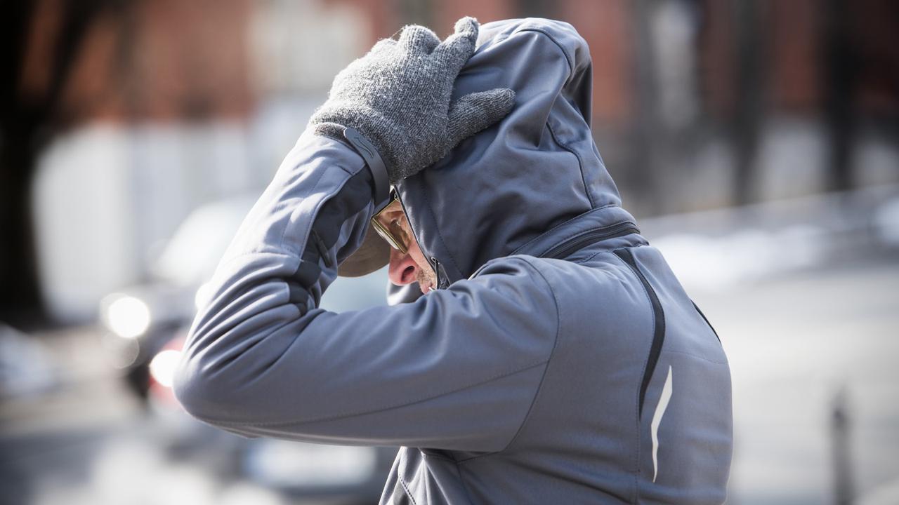 Jutri nova vremenska motnja: hladno bo, meja sneženja se bo spustila