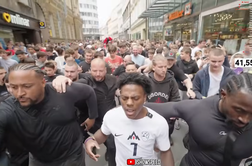 Zvezdnik Youtuba v Ljubljani povzročil pravi kaos