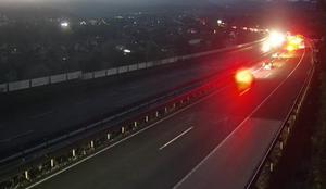 Na primorski avtocesti zastoj, pot daljša za 10 minut