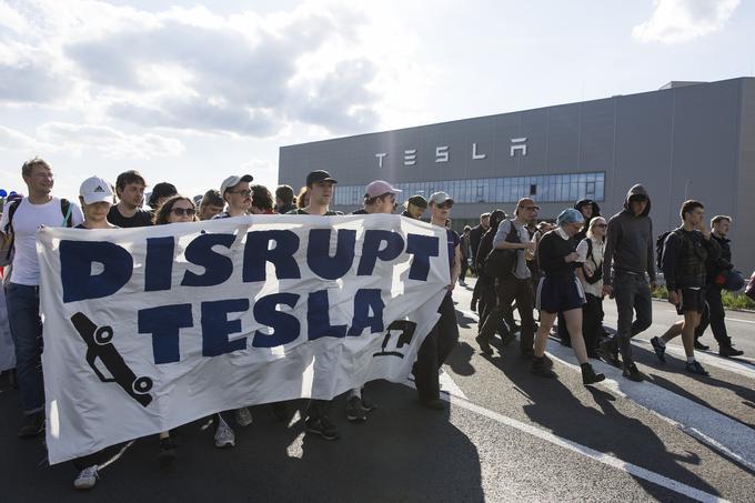 Tesla protest | Foto: Reuters