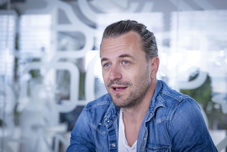 Gašper Pavli je posnel tudi kratki film o Dejanu Zavcu. "Dejanova zgodba je zares neverjetna. Samo zapakirati jo je treba znati." | Foto: Ana Kovač