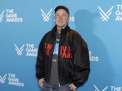 Tragična nesreča: ustvarjalec videoigre Call of Duty umrl v gorečem Ferrariju