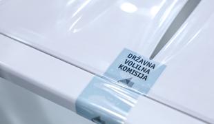 Začenja se predčasno glasovanje pred nedeljskim referendumom