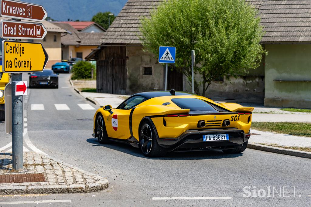 Ferrari Cavalcade