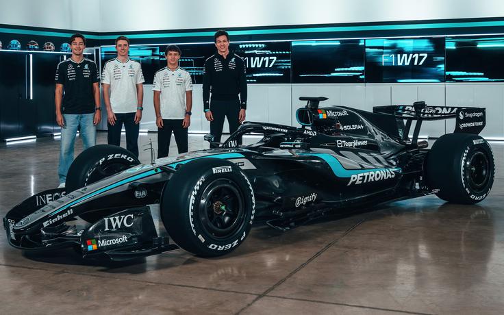 Mercedes je pred dnevi že pokazal barve svojega dirkalnik W17, McLaren ga bo v ponedeljek, 9. februarja. | Foto: Mercedes-AMG F1