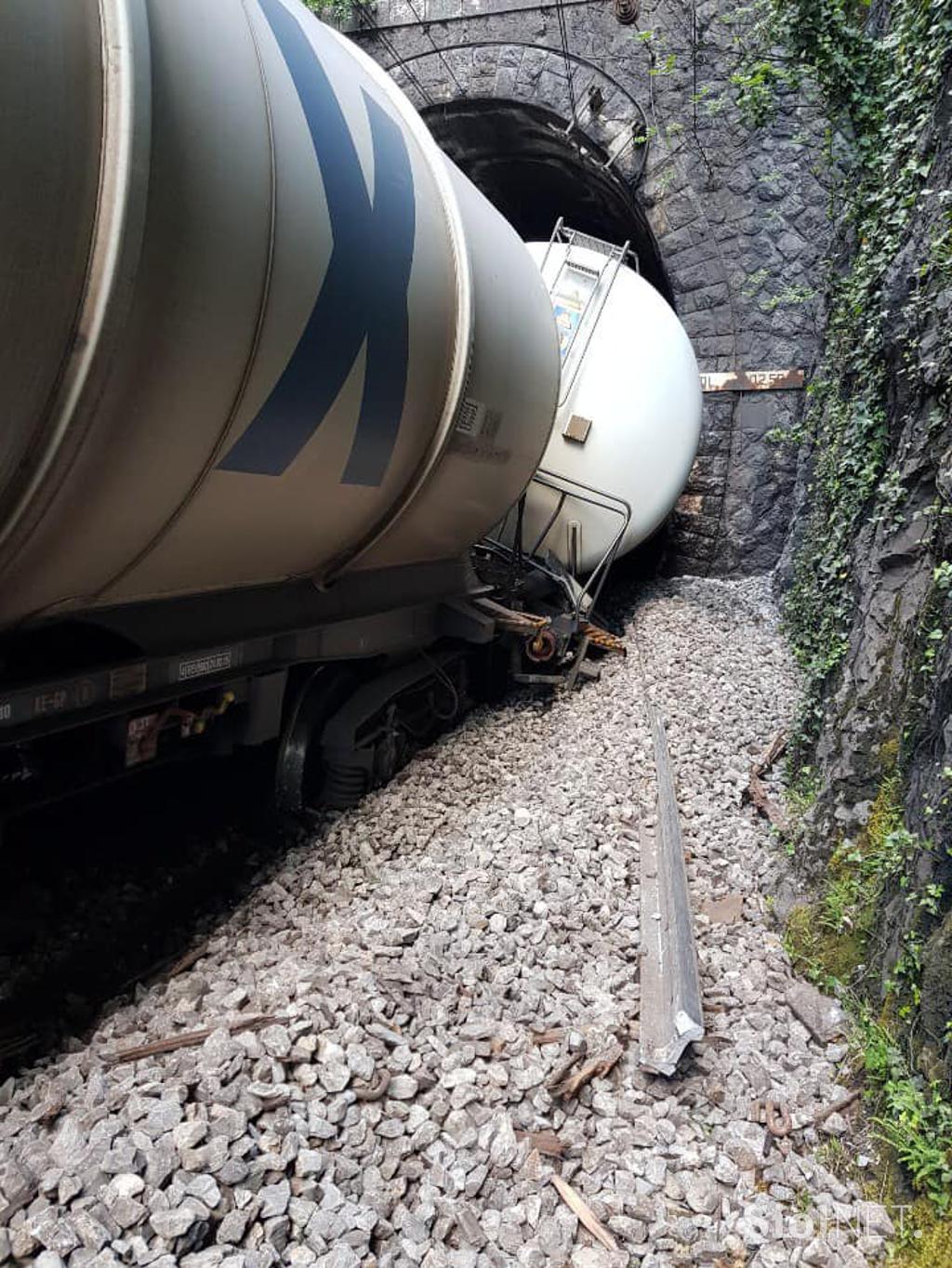 Nesreča vlaka