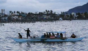 Filipinski predsednik: Število žrtev tajfuna med 2000 in 2500