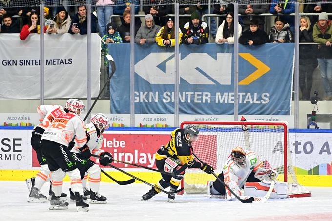 Graški panterji so v soboto do pomembne zmage prišli pri Pustertalu. | Foto: Foppa Iwan - HC Pustertal