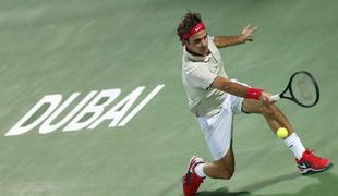 Federer in Đoković uspešno skozi osmino finala