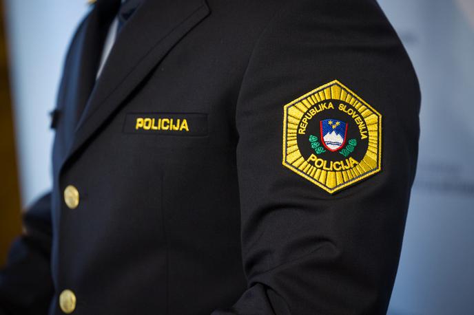 Uroš Türk, policija | Analiza je pokazala, da so bonboni in elektronske cigarete, ki jih je oškodovanec kupil na območju Ljubljane v eni od specializiranih trgovin za prodajo živil, kozmetičnih izdelkov in drugih izdelkov domnevno rastlinskega oziroma naravnega izvora, vsebovali prepovedane snovi. | Foto Bor Slana/STA