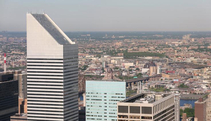 Glavna posebnost nebotičnika Citigroup Center (znan je tudi po naslovu 601 Lexington) je njegova strmo poševna streha. | Foto: Thomas Hilmes/Wikimedia Commons
