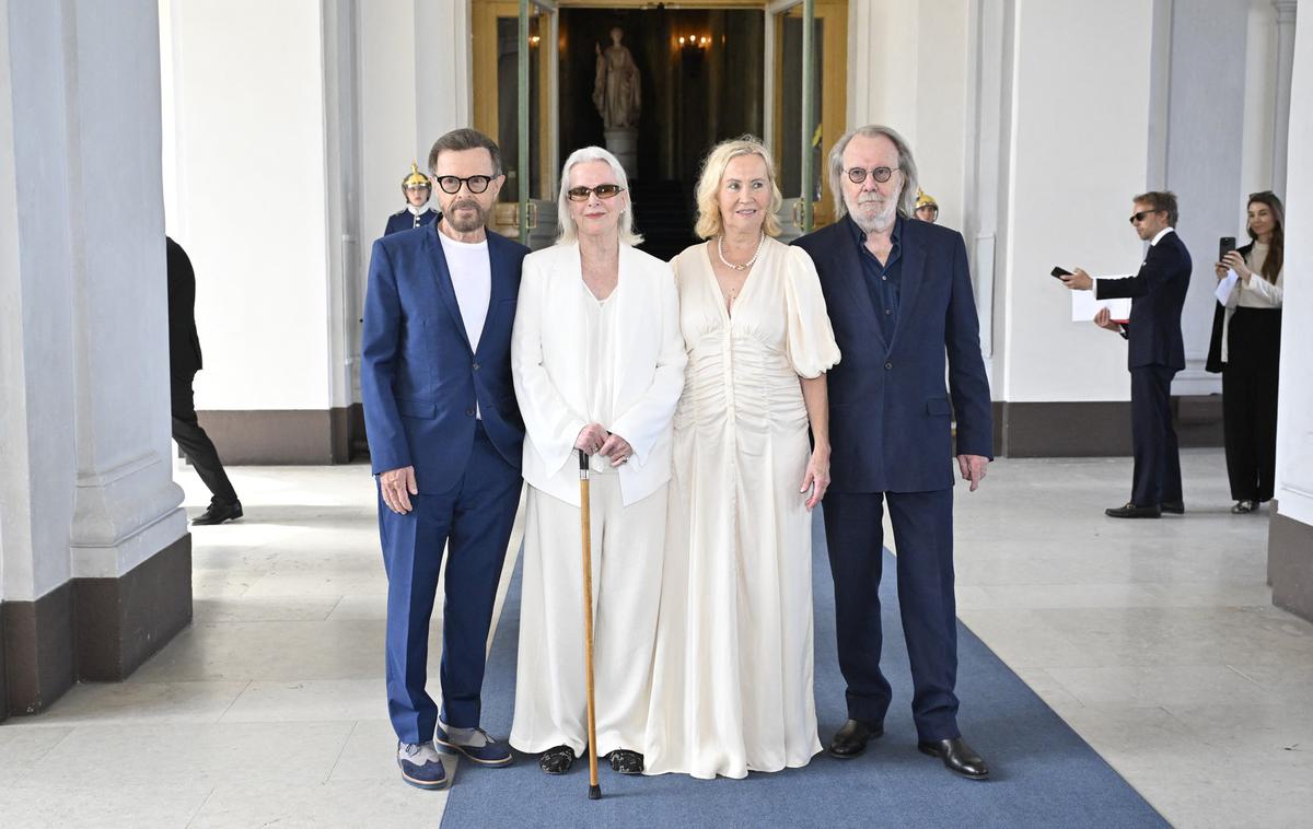 ABBA; Bjorn Ulvaeus, Agnetha Faltskog, Anni-Frid Lyngstad, Benny Andersson | Švedski parlament je leta 2022 ponovno uvedel prakso podeljevanja odlikovanj švedskim državljanom. Današnja slovesnost je bila tako prva po pol stoletja. | Foto Profimedia