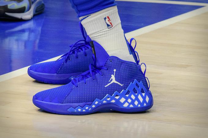 Dončić je, kot so poročali ameriški mediji, po večmesečnem preizkušanju različne obutve sklenil, da bo v naslednjih letih nosil športne čevlje znamke Jordan.  | Foto: Reuters