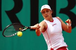 Srebotnikova v polfinalu, izpadla Serena Williams