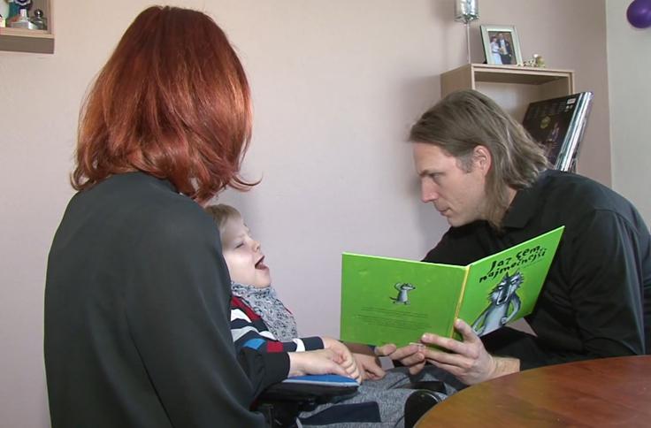Sodnica je danes predlagala, da Julijana pregleda še izvedenec iz Nemčije, o čemer bo govora na prihodnji obravnavi. | Foto: Planet TV