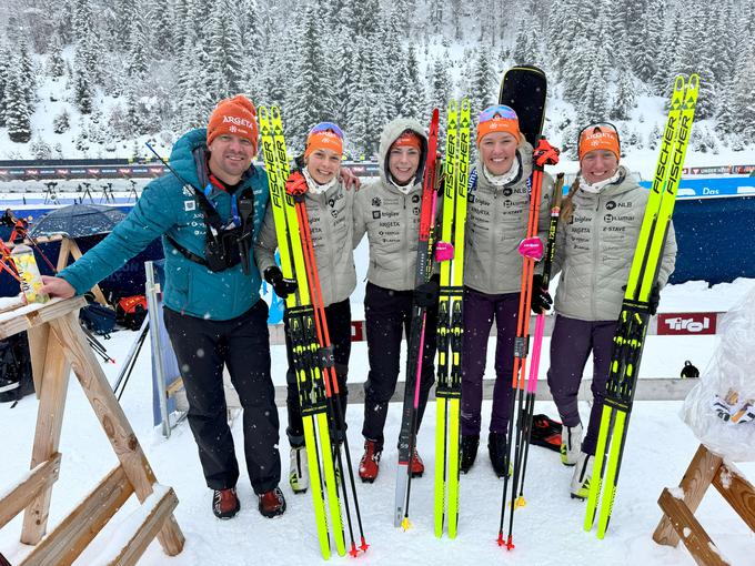 Mariča je navdušila ženska štafeta z Leno Repinc, Klaro Vindišar, Polono Klemenčič in Anamarijo Lampič v Hochfilznu. | Foto: SloSki biatlon