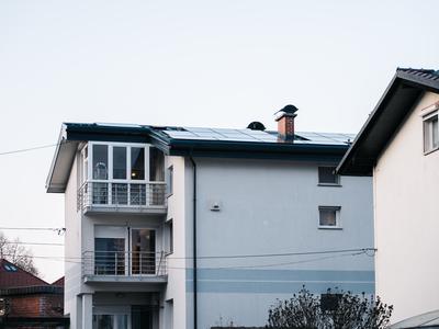 1.300 evrov na leto za elektriko. Koliko dajo danes?