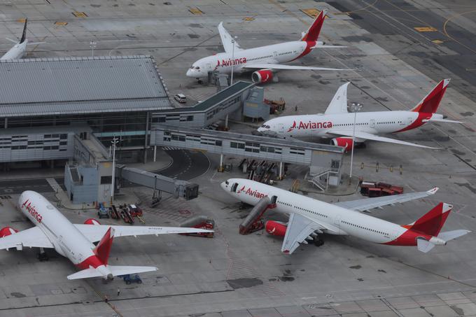 Tudi Avianca je zaradi epidemije koronavirusa marca prizemljila večino svojih letal (fotografija je simbolična). | Foto: Reuters