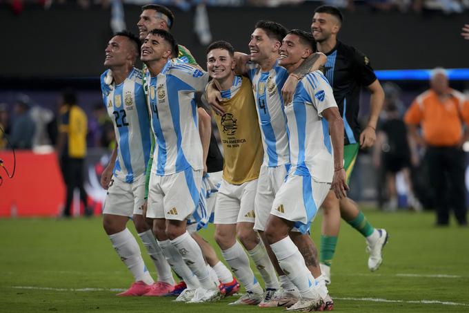 Veselje Argentincev po zmagi nad Kanado. | Foto: Guliverimage