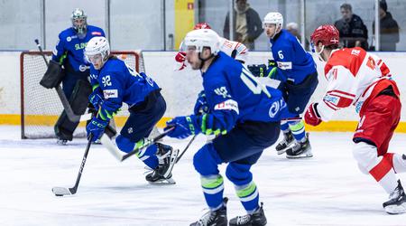 Slovenci danes proti Latvijcem