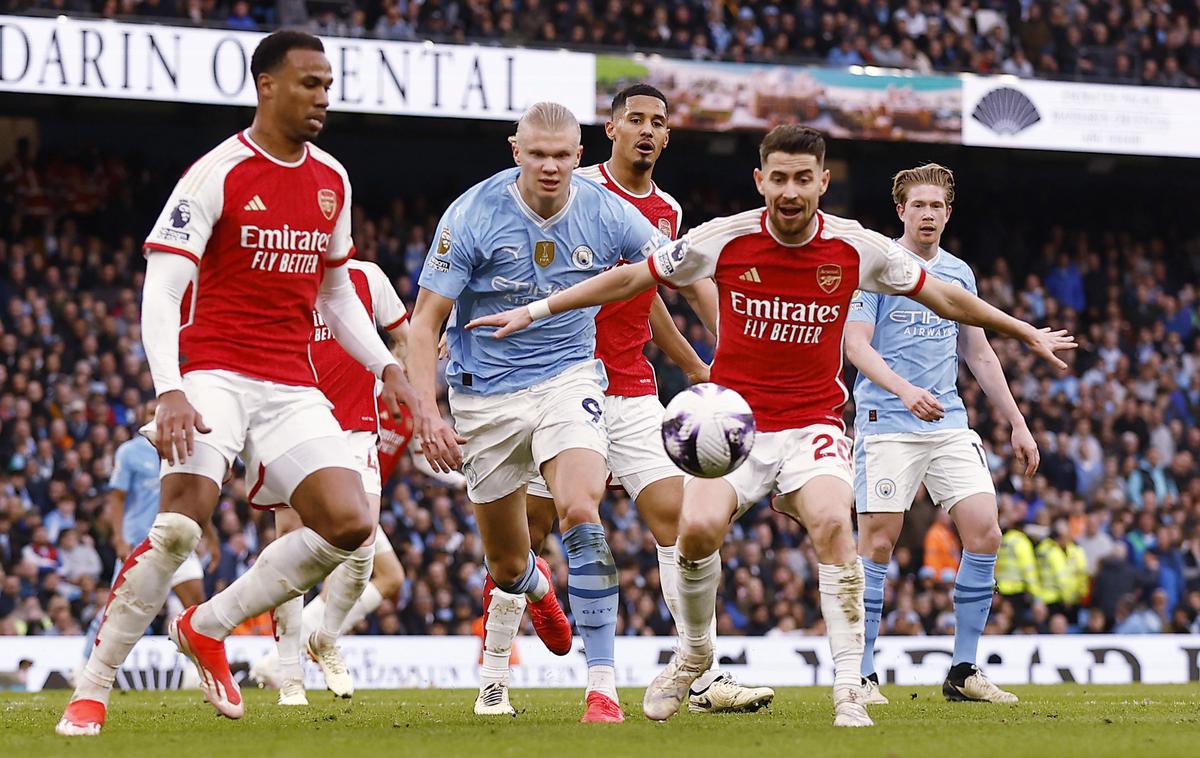 Manchester City - Arsenal | Manchester City se je v derbiju kroga pomeril z Arsenalom, tekma pa se je končala z delitvijo točk. | Foto Reuters