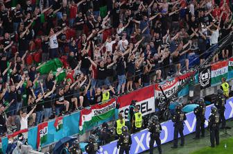 Uefa Madžarsko kaznovala s tremi tekmami igranja za zaprtimi vrati