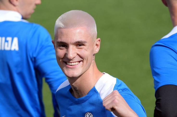Šeško je z reprezentančnimi soigralci že odpotoval v Nemčijo. | Foto: www.alesfevzer.com