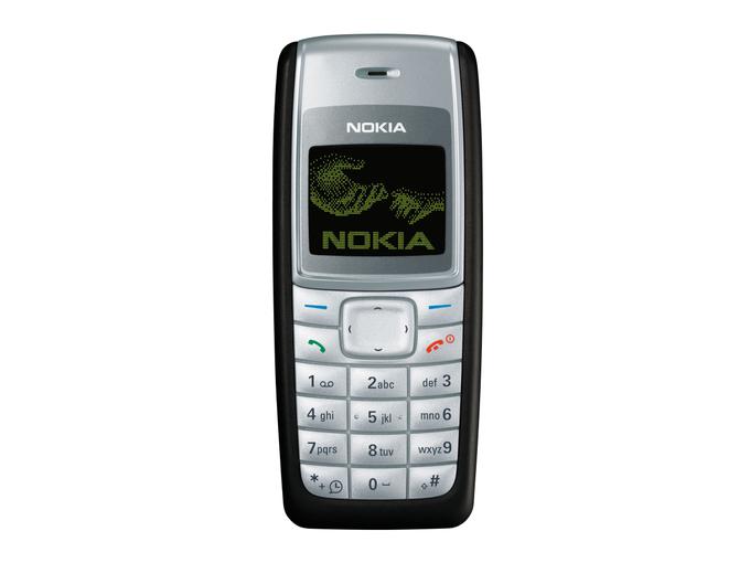 Ta mobilni telefon za začetnike je bil zelo dobro prodajan v državah v razvoju. Njegova poznejša različica 1110i je imela svojevrsten zaslon – belo besedilo na črnem ozadju. | Foto: 
