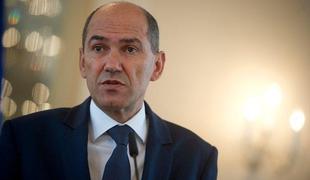 Janezu Janši nagrada za inovacije v diplomaciji
