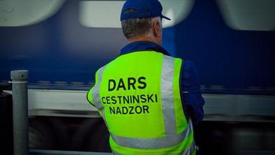 Nadzornikom avtocesta zastonj: le pet kombijev Darsa ima vinjeto