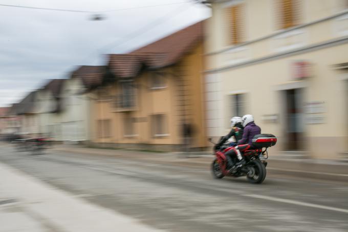 Pred božjim obličjem pozivi k motoristovi varnosti | Foto: Klemen Korenjak