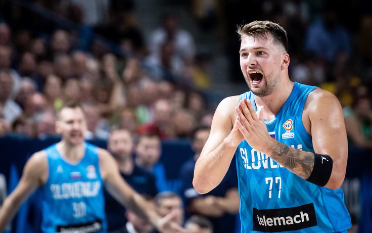Slovenija Estonija Luka Dončić | Foto: Vid Ponikvar